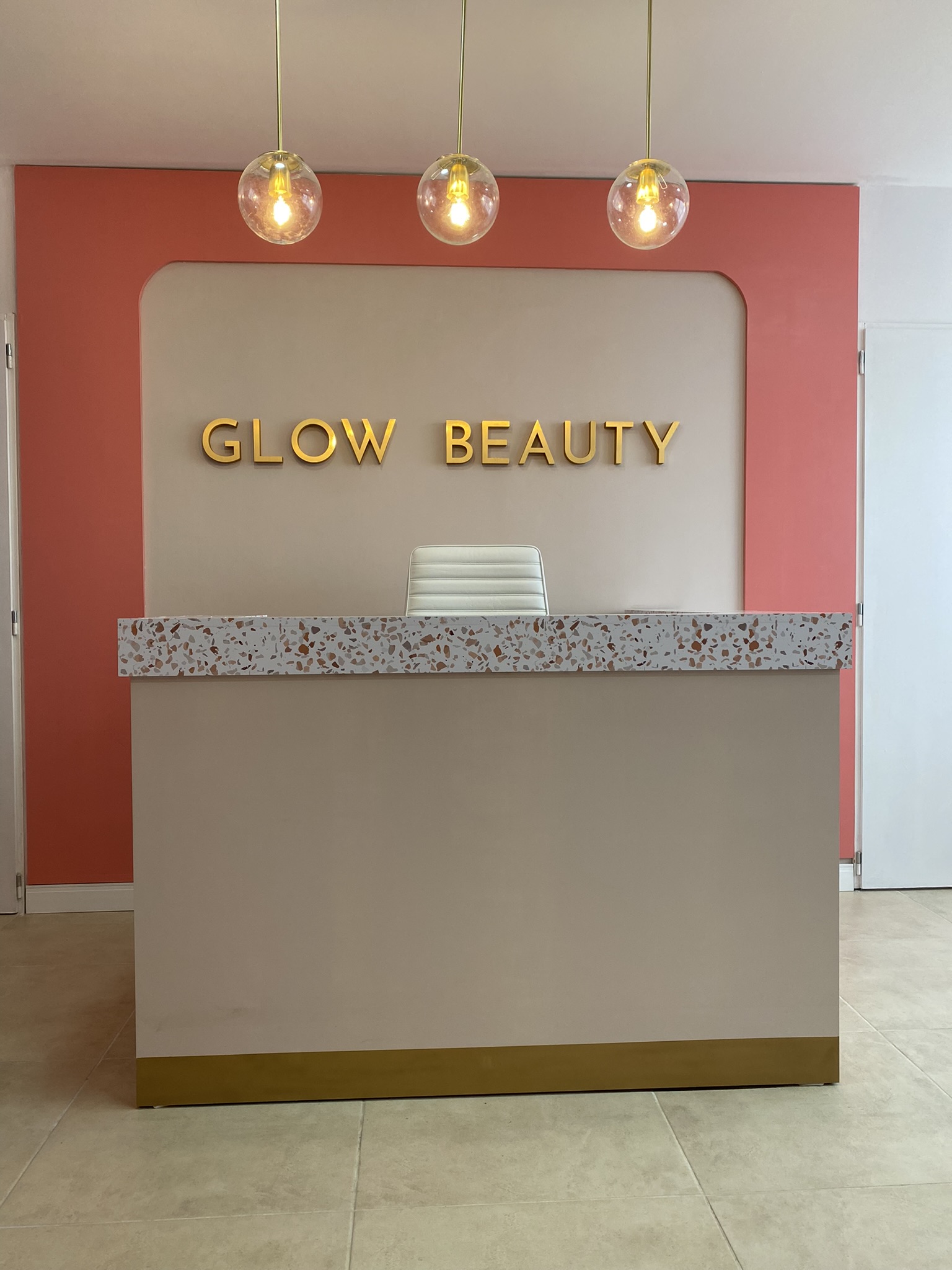 GLOW BEAUTY